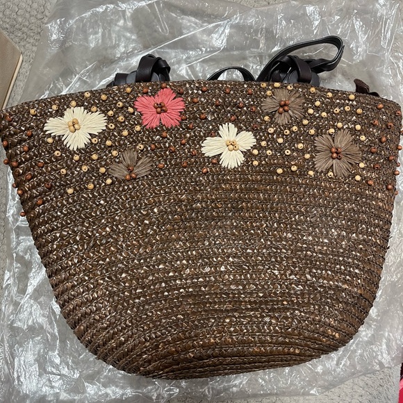 Floral Straw Bag - like new condition - Picture 2 of 5